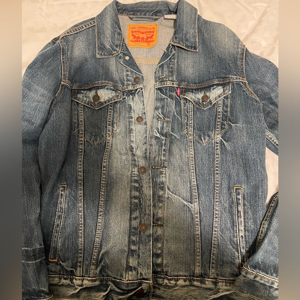 Men’s Levis jacket